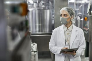 Top-Risks-in-the-Food-Processing-Industry-315x210  