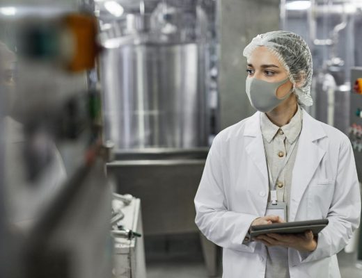 Top-Risks-in-the-Food-Processing-Industry-520x400  