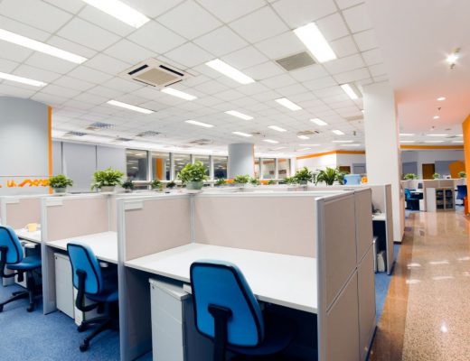What-To-Consider-When-Choosing-Lighting-for-Your-New-Office-520x400  